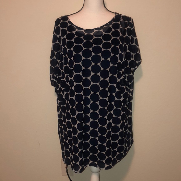Lane Bryant Tops - 22/24 Lane Bryant Top Sequin Lining